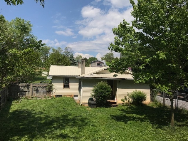back of house - 163 Onteora Blvd