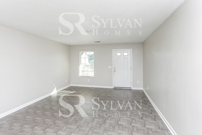 Building Photo - At Last, This Is What You Have Been Searching For!