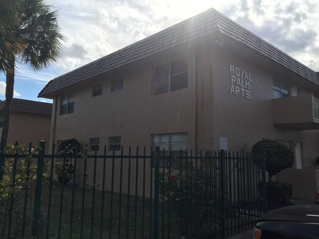 Building Photo - 3001 NW 35th Ave