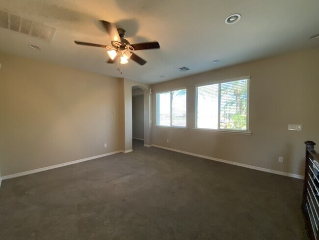 Building Photo - 3726 E Angstead Dr