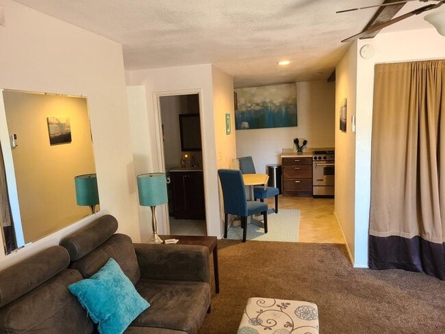 Building Photo - Cottonwood Area/ One-time leasing