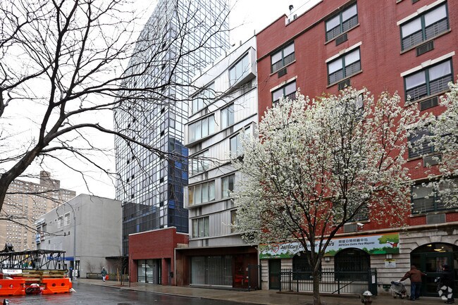 Building Photo - 109 Norfolk St