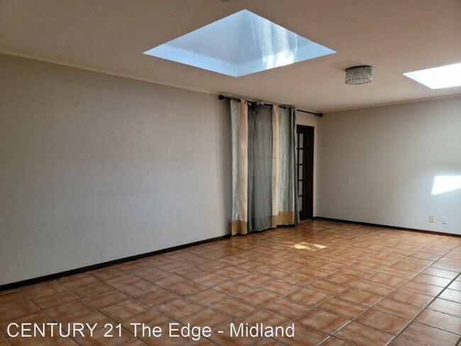 Foto del edificio - 3 br, 2 bath House - 2812 Andover Ave.