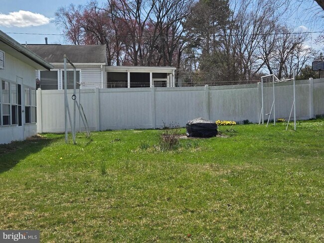 Building Photo - 16 Patapsco Rd