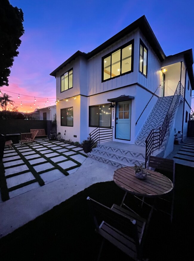 Building Photo - 13051 Venice Blvd