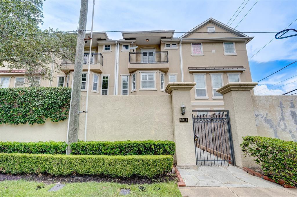 5914 Burgoyne Dr., Houston, TX 77057 Condo for Rent in Houston, TX