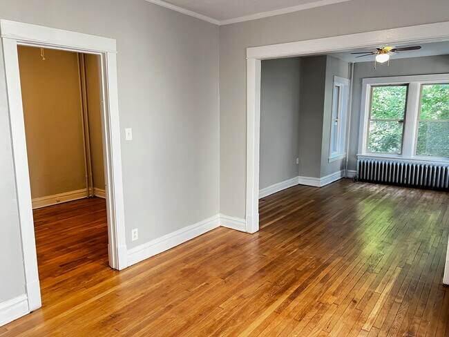 Foto del edificio - 739 N Ridgeway Ave