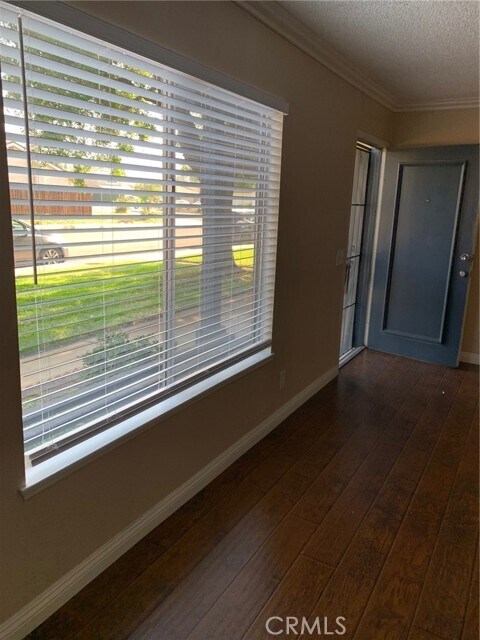 Building Photo - 711 Windwood Dr