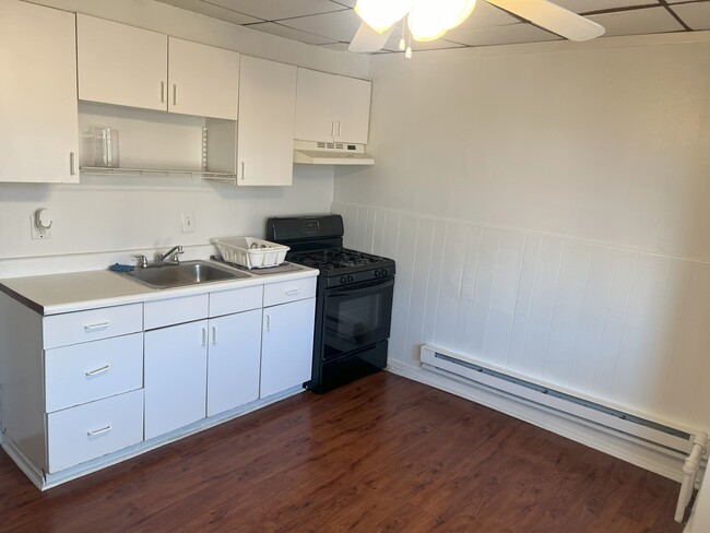 Building Photo - 7153 Torresdale Ave