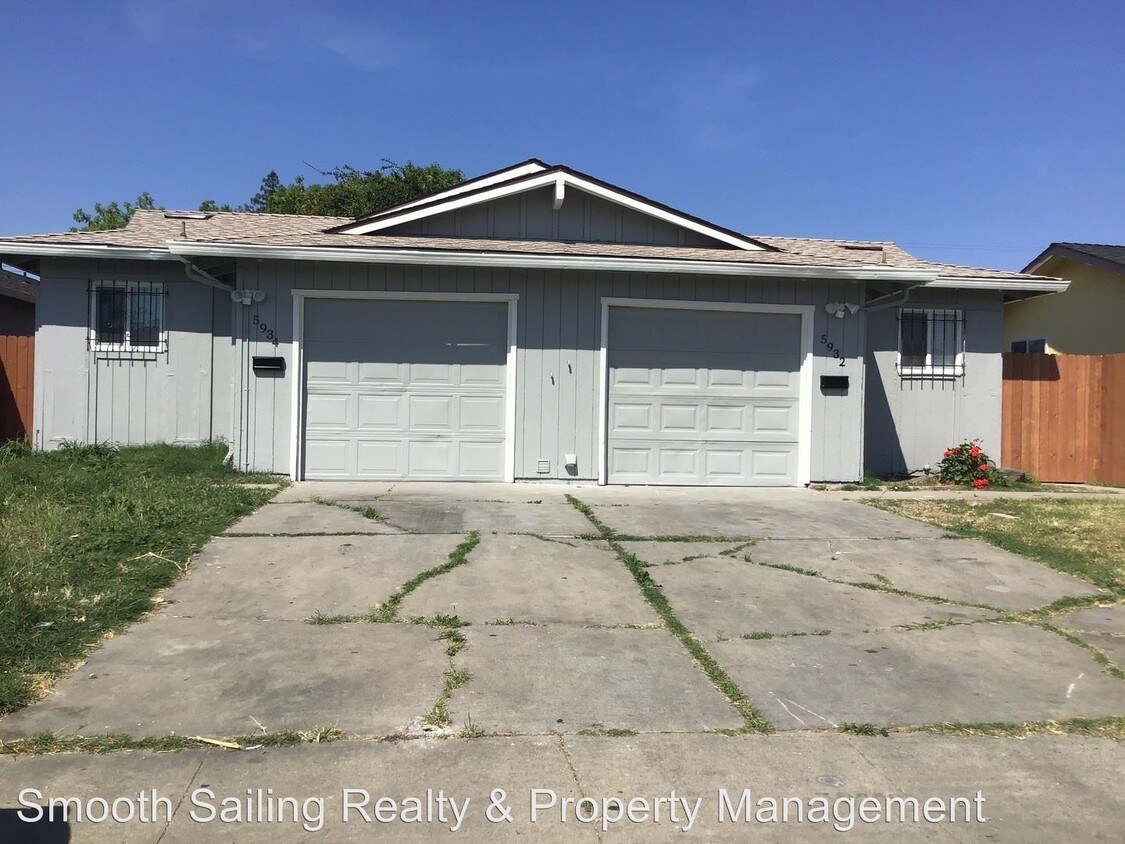 Primary Photo - 5934-5934 Clover Manor Way