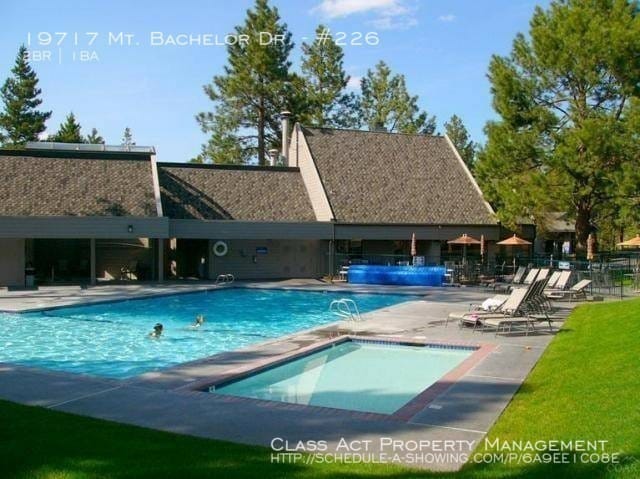 Building Photo - 19717 Mt Bachelor Dr