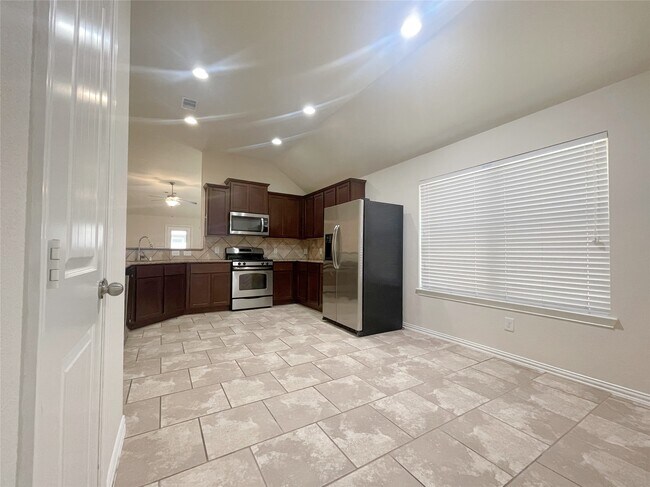 Building Photo - 16702 White Hyacinth Ct