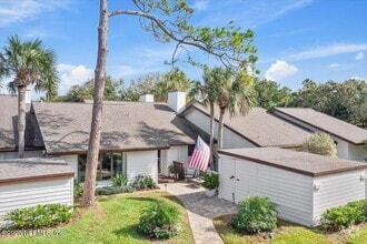 Building Photo - 502 Quail Pointe Ln