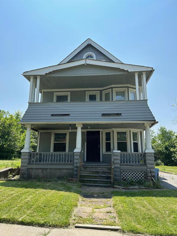 Foto principal - 10502 Lamontier Ave