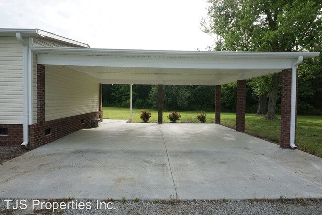 Foto del edificio - 3 br, 2 bath House - 890 NC Hwy 43