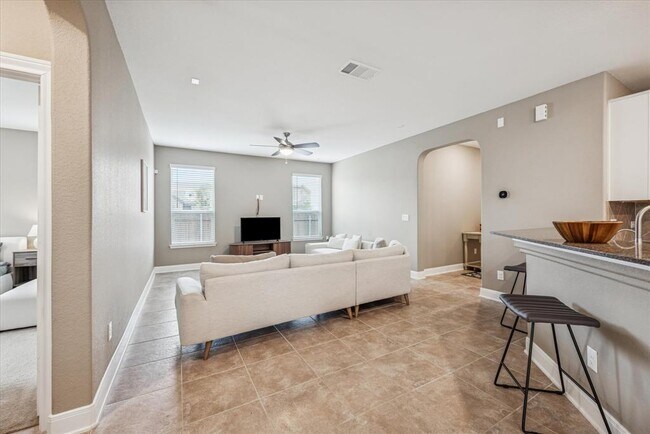 Foto del edificio - 6200 Albany Sleigh Dr