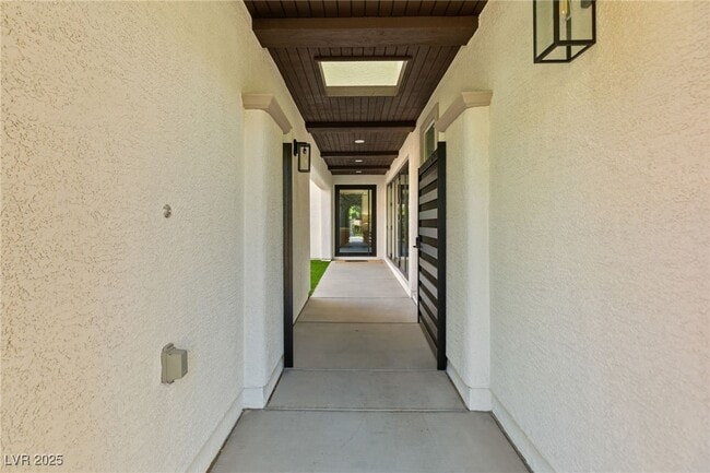 Foto del edificio - 12024 Whitehills St