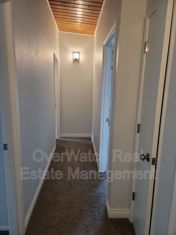 Foto del edificio - 341 E 46th Ave