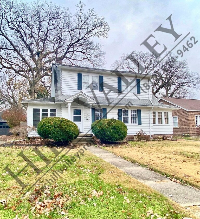 Primary Photo - Three Bedroom Home in Edgewood Grove