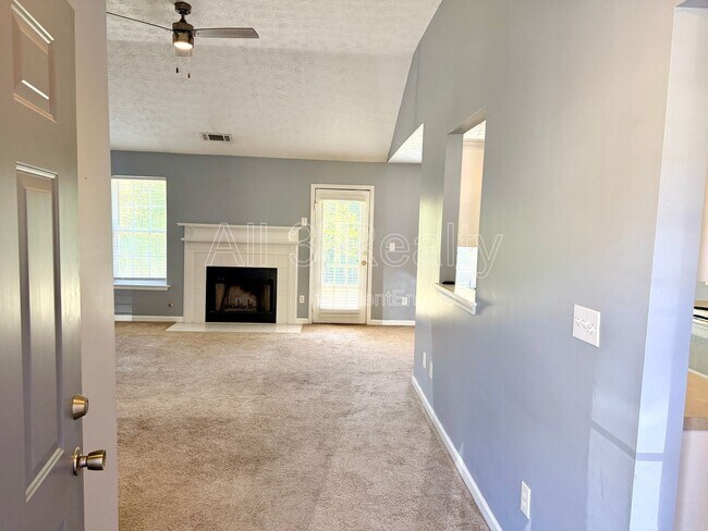 Foto del edificio - 11166 Knotty Pine Pl
