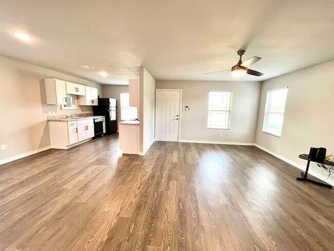 Foto del edificio - 1403 W Virginia St