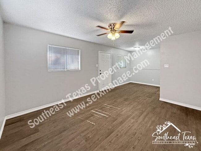 Building Photo - 427 Pinchback Rd