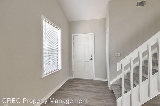 Building Photo - 3 br, 2 bath Condo - 6241 Rolling Fork Roa...