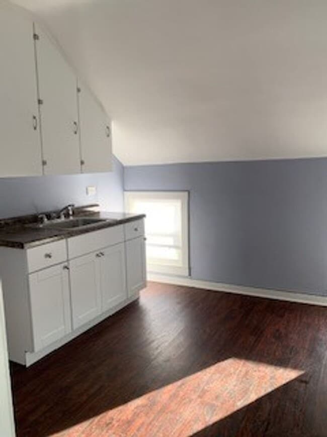 Foto del edificio - 535 S State St