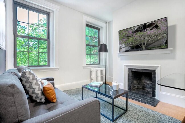 Foto del edificio - 30 Revere St