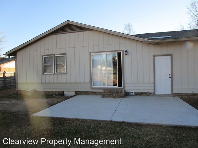 Building Photo - 3 br, 2 bath House - 6628 Bonnie Bell Lane