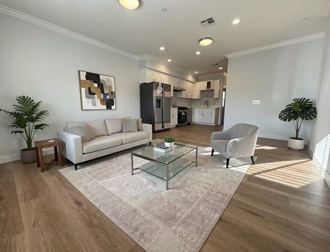 Photo - 300 W Foothill Blvd (Azusa, CA) Townhome