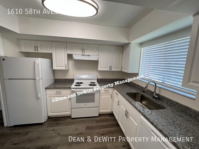 Foto del edificio - 1610 58th Ave S