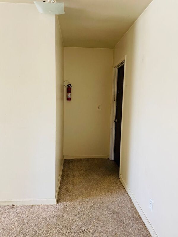 Foto del edificio - 135 Mathews St