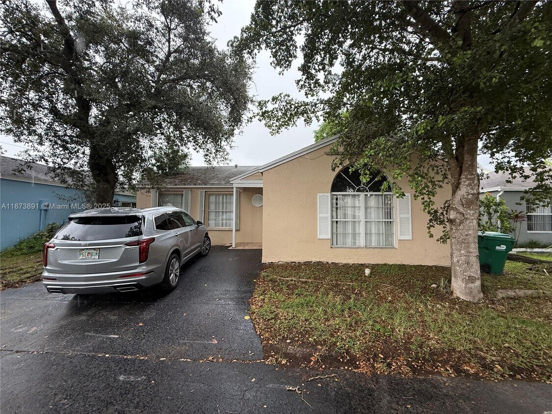 Foto principal - 14560 SW 124th Pl