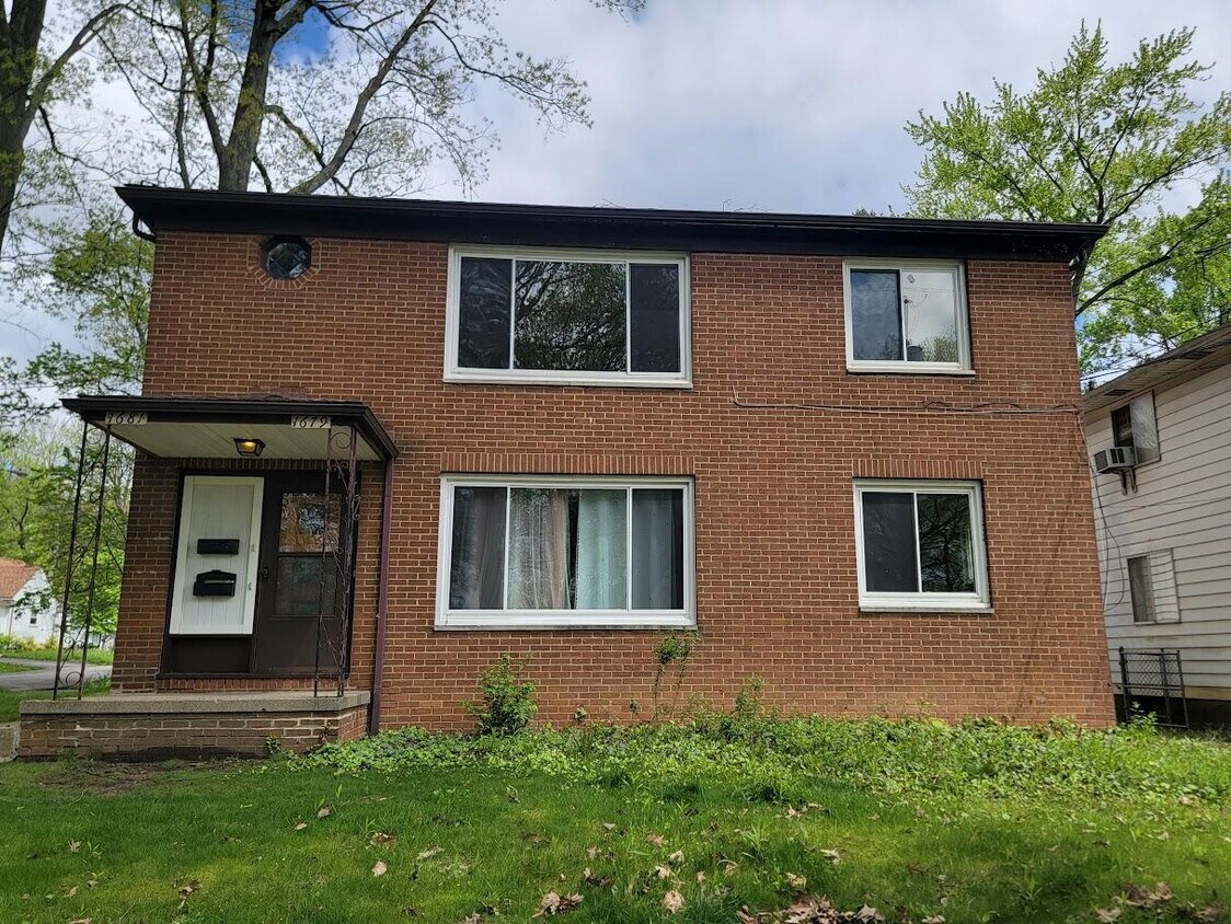 Foto principal - 1679 Tanglewood Dr