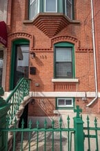Building Photo - 133 Palisade Ave