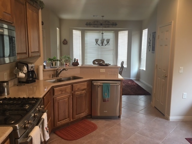 Building Photo - Wonderful Furnished home in Sun River.  55...