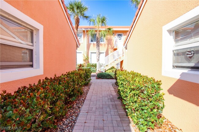 Building Photo - 6810 Beach Resort Dr