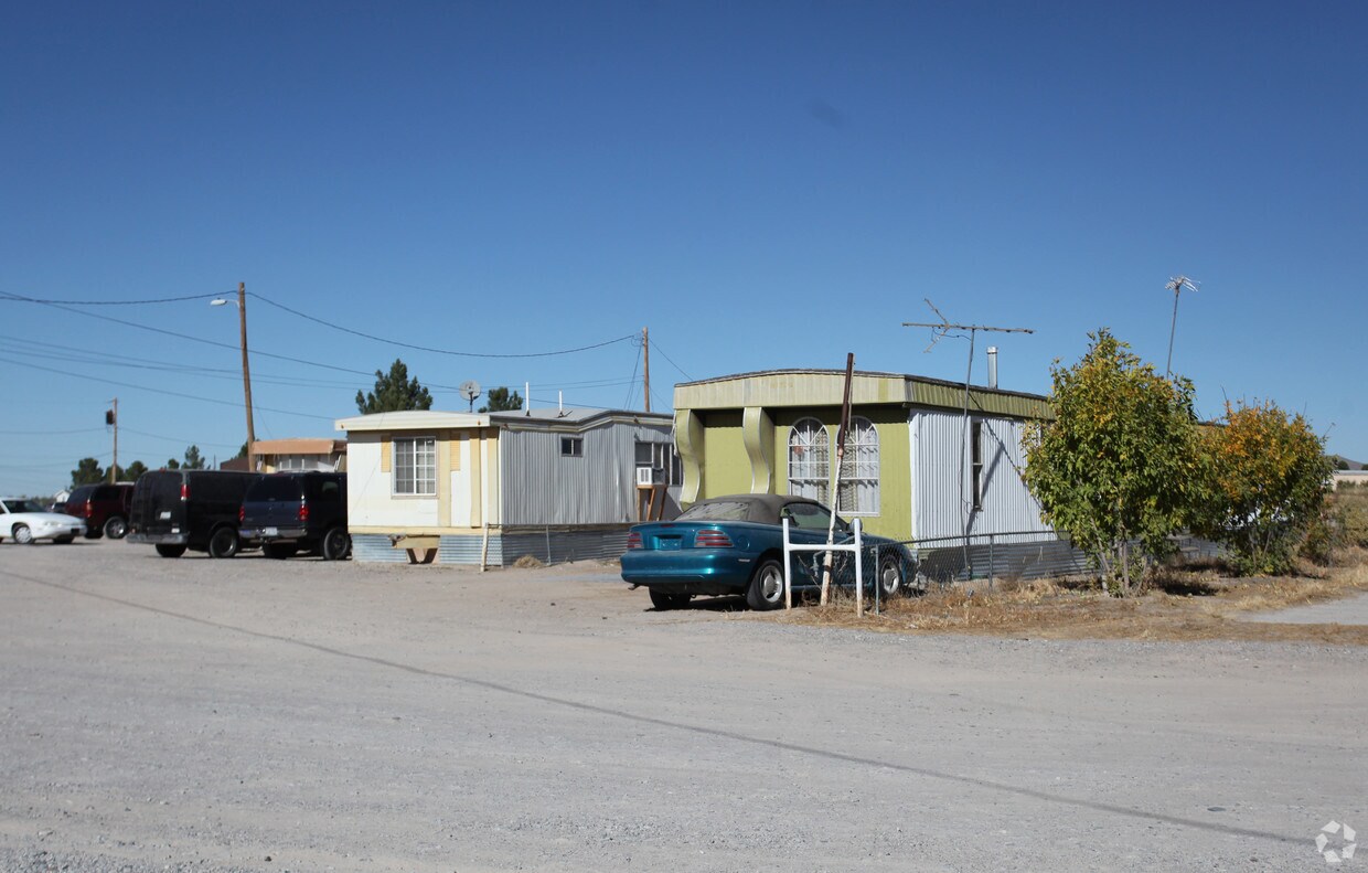 Building Photo - 200 Crossett Ln