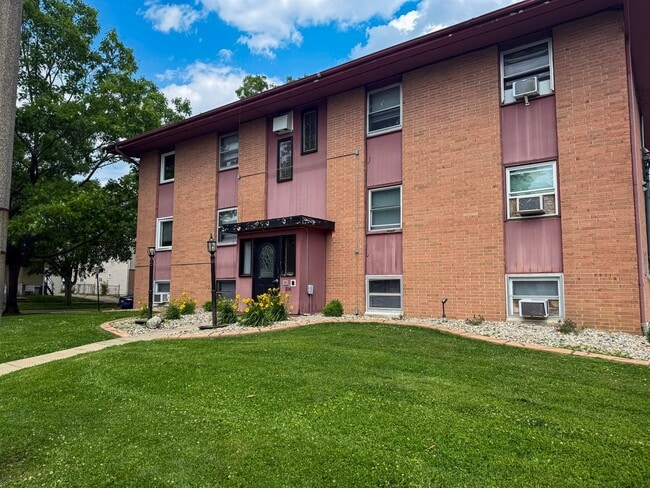 Building Photo - 106 N Gregory St