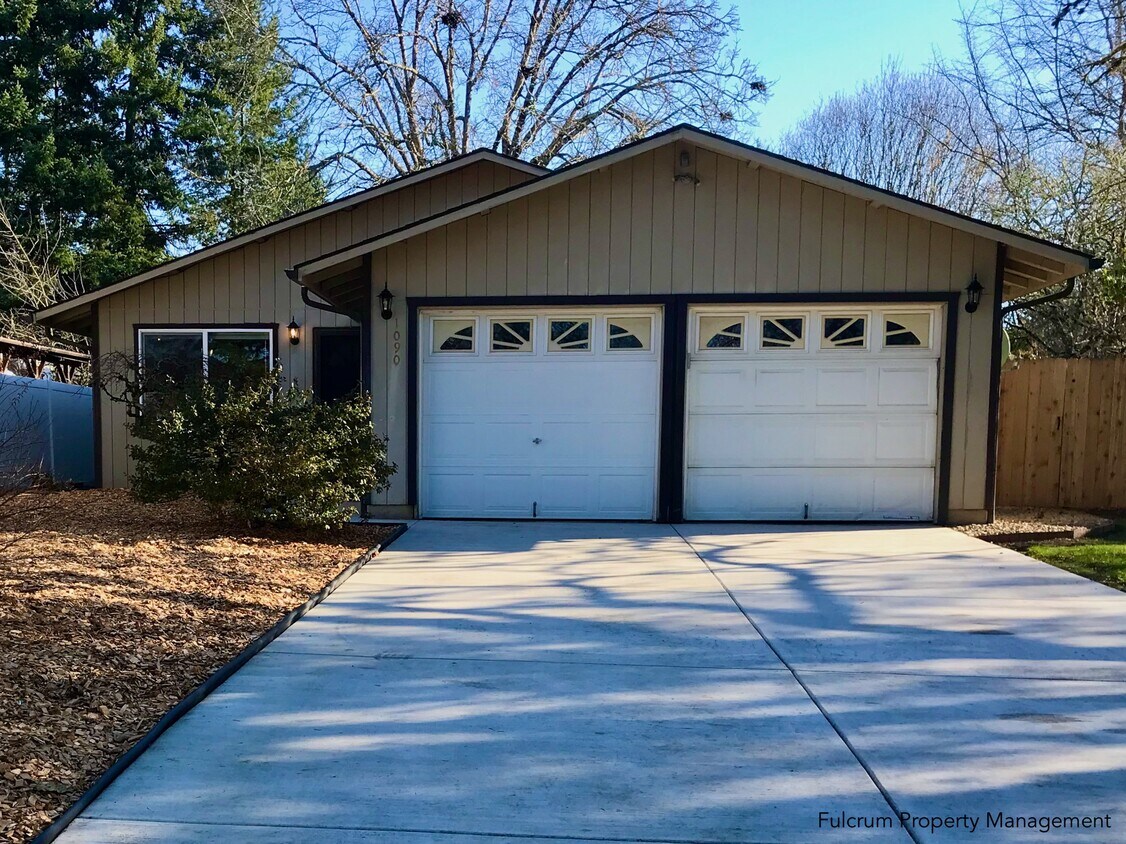 1090 SE Mason Pl, Corvallis, OR 97333 House Rental in Corvallis, OR