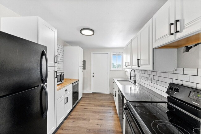 Foto del edificio - 1100 N Rosemary St