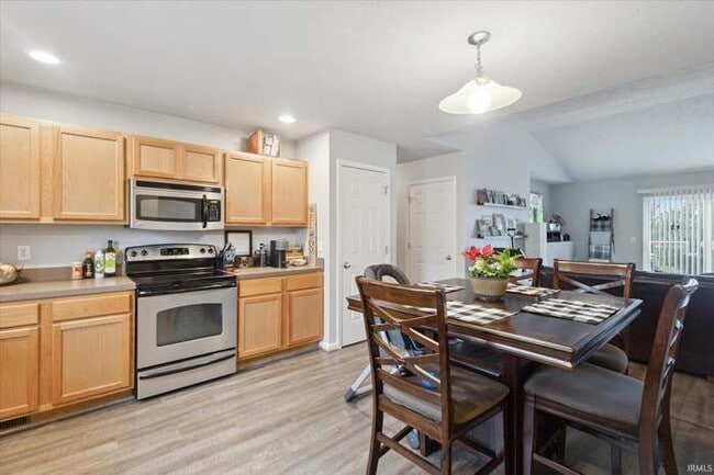 Building Photo - 51701 Melwood Ct
