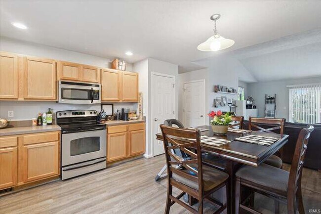 Foto del edificio - 51701 Melwood Ct