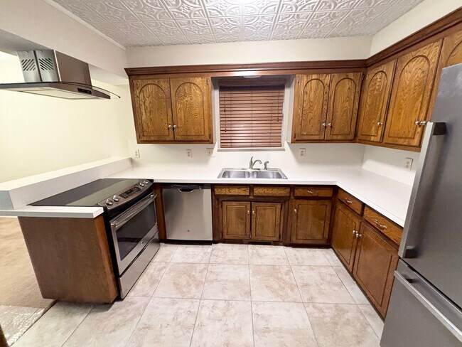 Foto del edificio - 12019 Ashford Dr