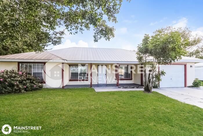 Primary Photo - 274 Bridgeport Drive, Port St. Lucie, FL 3...