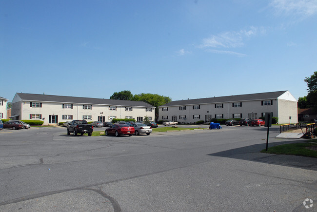 Building Photo - Orchard Apartments