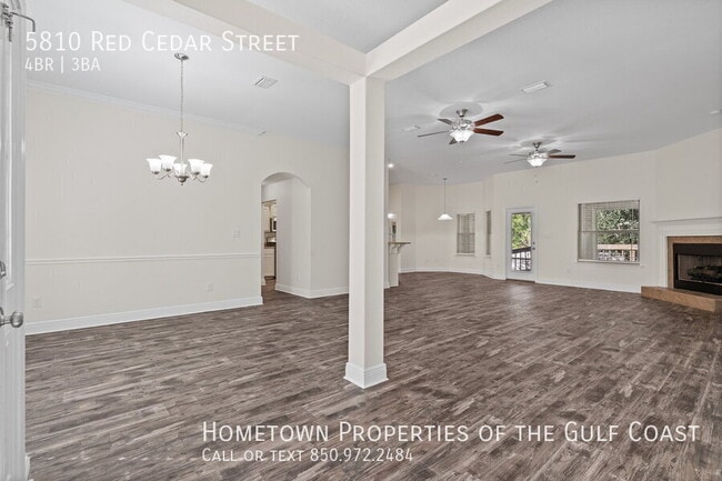 Building Photo - 5810 Red Cedar St