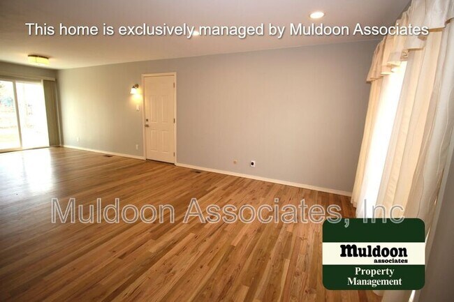 Foto del edificio - 1407 Alexander Rd