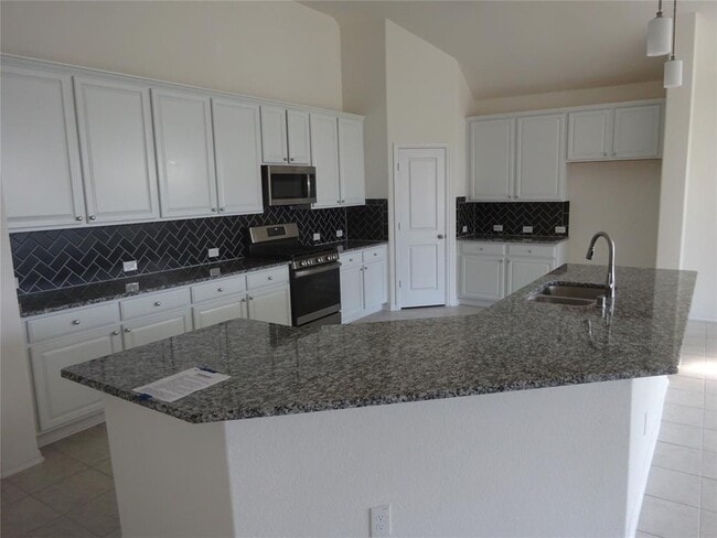 Building Photo - 6819 Northchester Dr